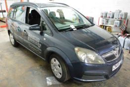 Vauxhall Zafira Life 5 door MPV, reg no: CN56 ZDH (2006), petrol, MOT: 29/10/2020 , recored mileage:
