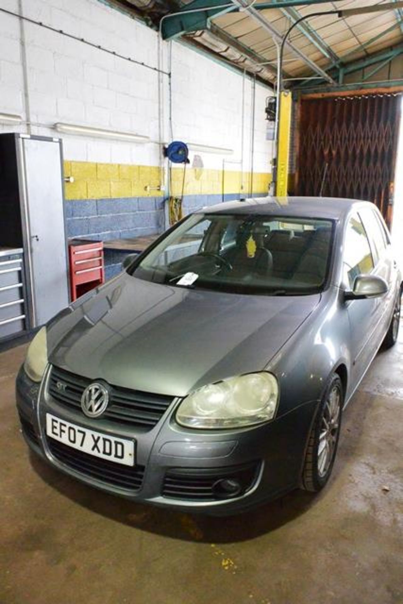 VW Golf GT 5 door hatchback, reg no: EF07 XDD (2007),MOT: not valid, recorded mileage: 183,012 ( - Image 3 of 10