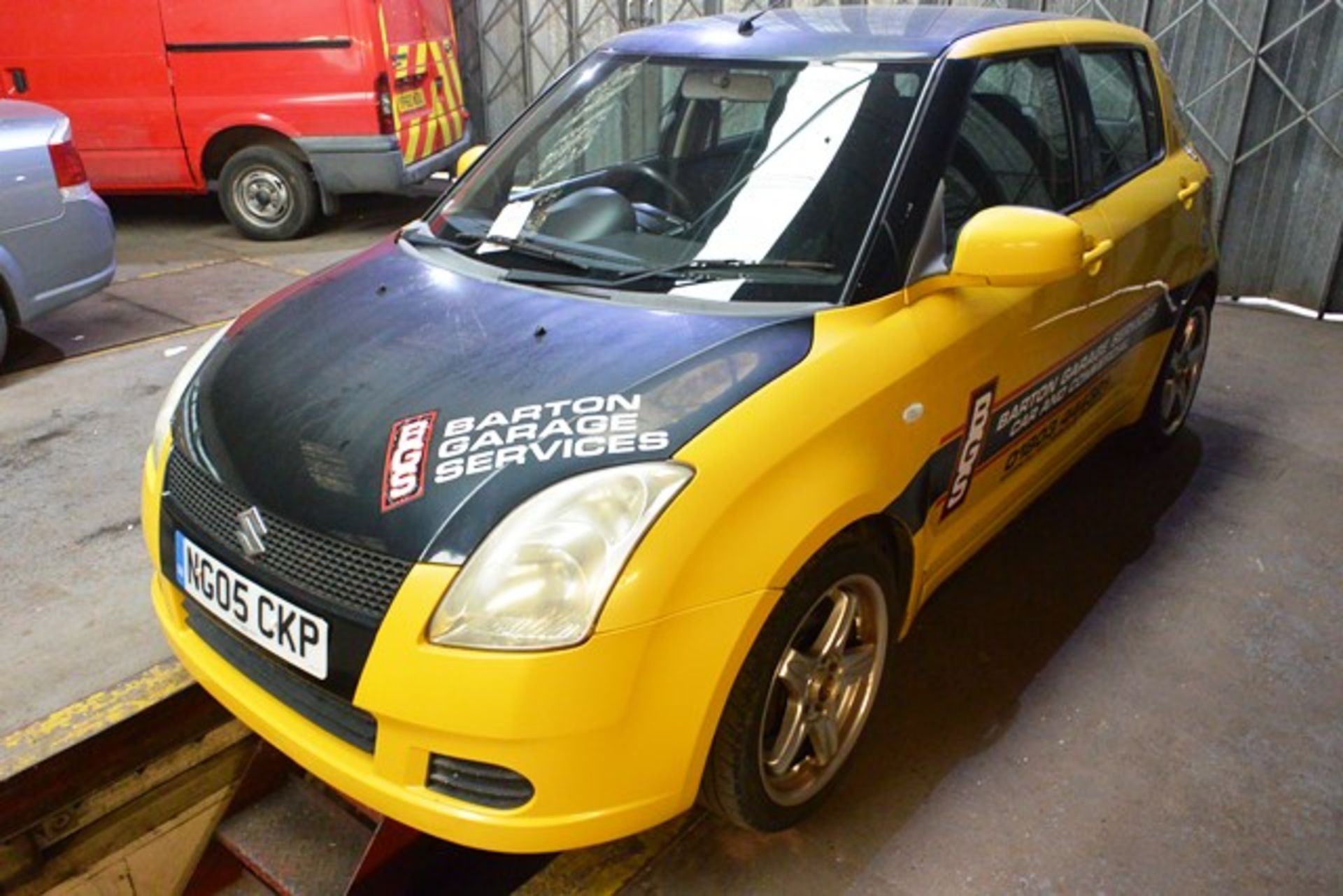 Suzuki Swift GL 1.3 petrol hatchback, reg no: NG05 CKP (2005), MOT: 29/09/2020 , recorded mileage: - Image 5 of 7