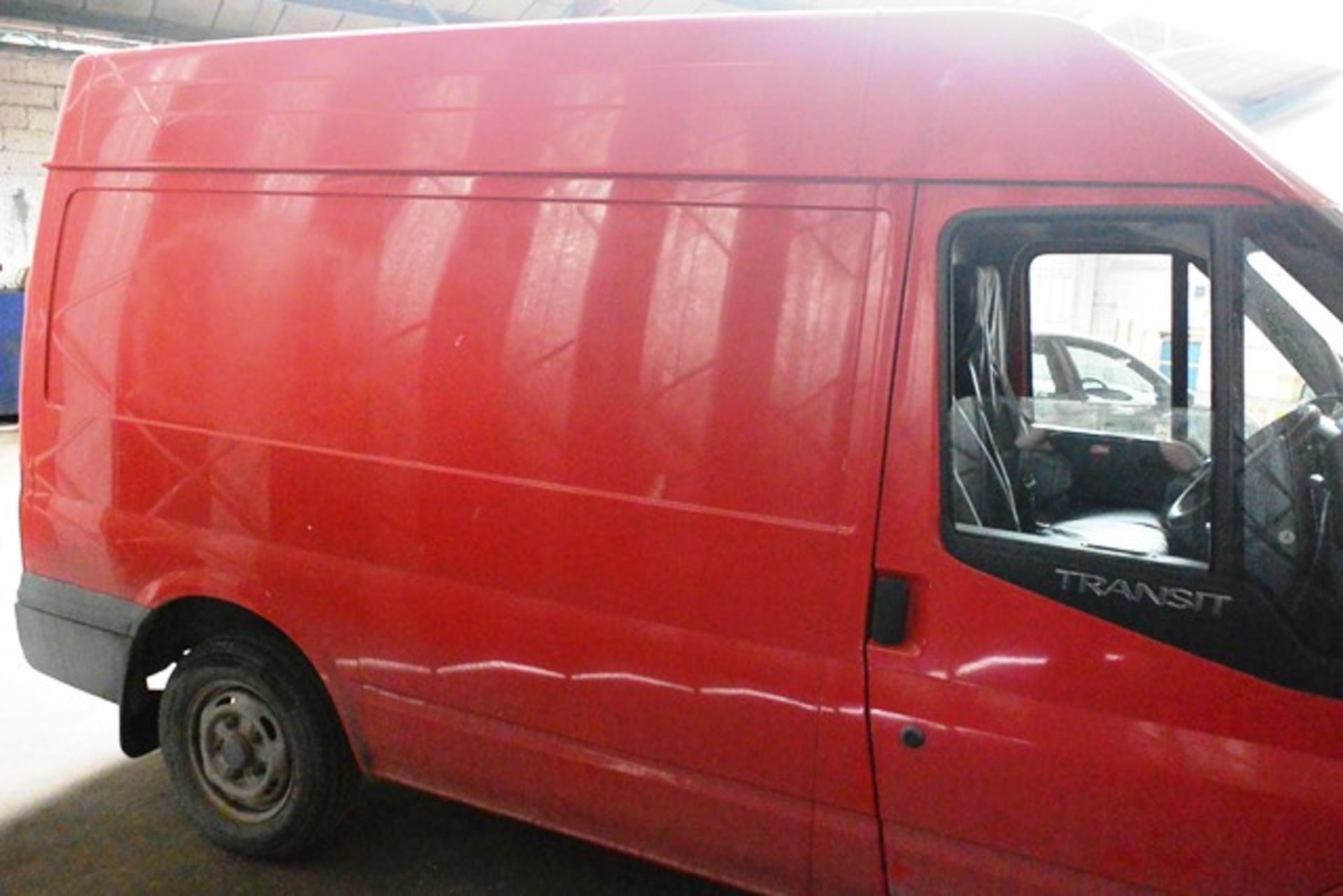 Ford Transit 85 T280 2.2 panel van, reg no: YP60 WDU (2010), MOT: 07/04/2020, recorded mileage: - Image 6 of 7