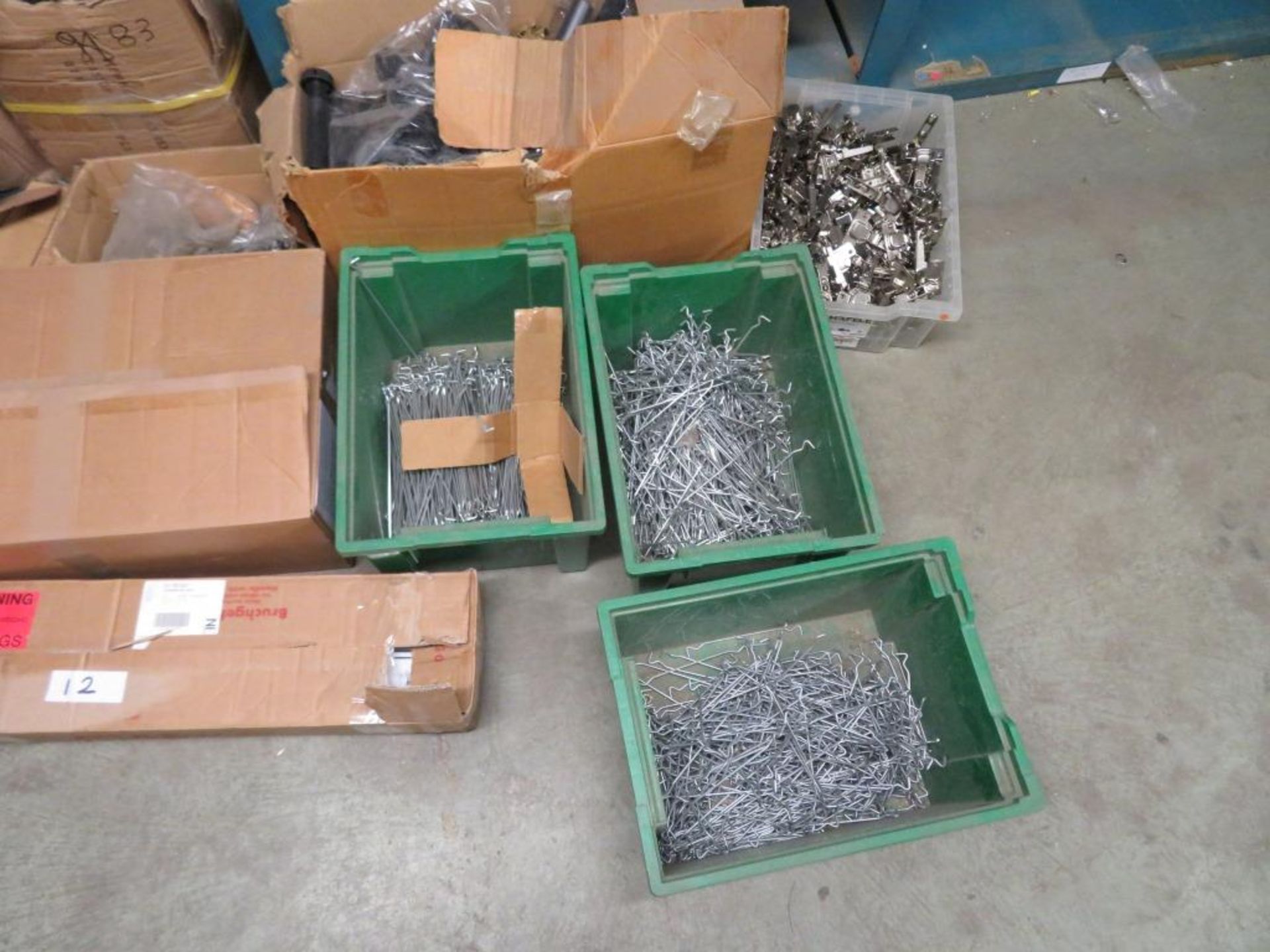 Assorted furniture parts and fittings - Image 5 of 10