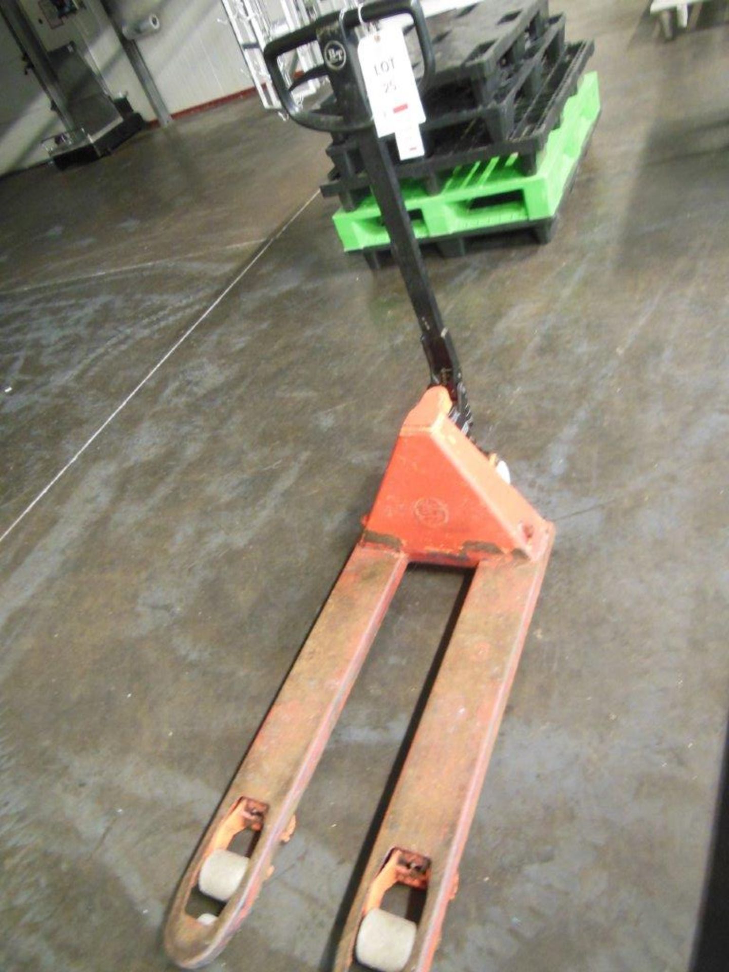 BT Lifters hydraulic pallet truck 2300kg capacity