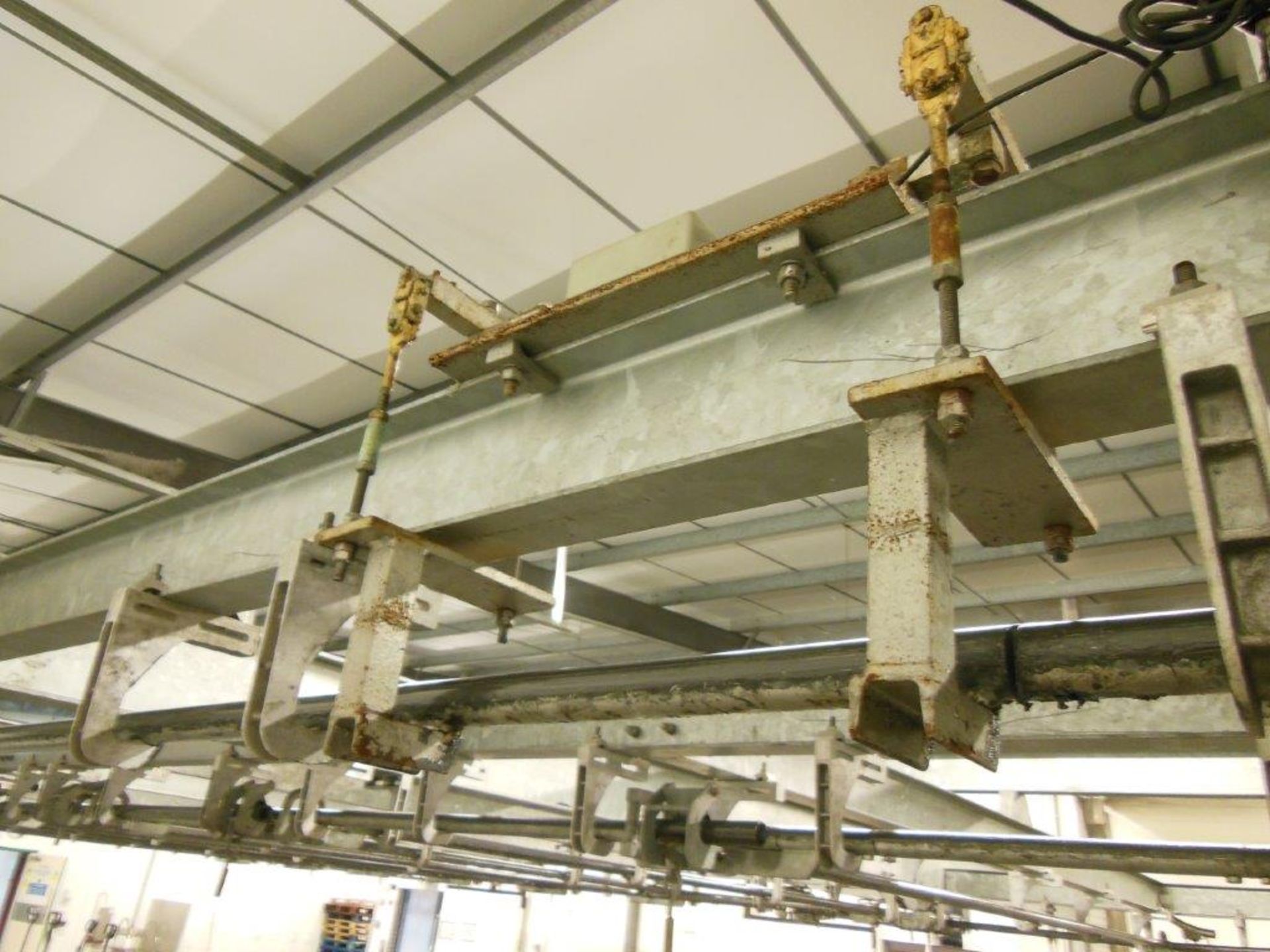 Galvanised steel purpose built overhead carcass transport system, approx. 290m total run with - Image 7 of 8