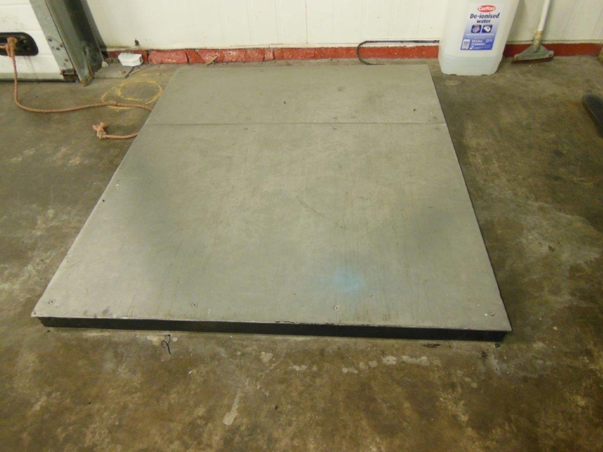 TOLEDO 2000kg digital platform scales, serial no 0189204 (1250 x 1500mm) - Image 2 of 2