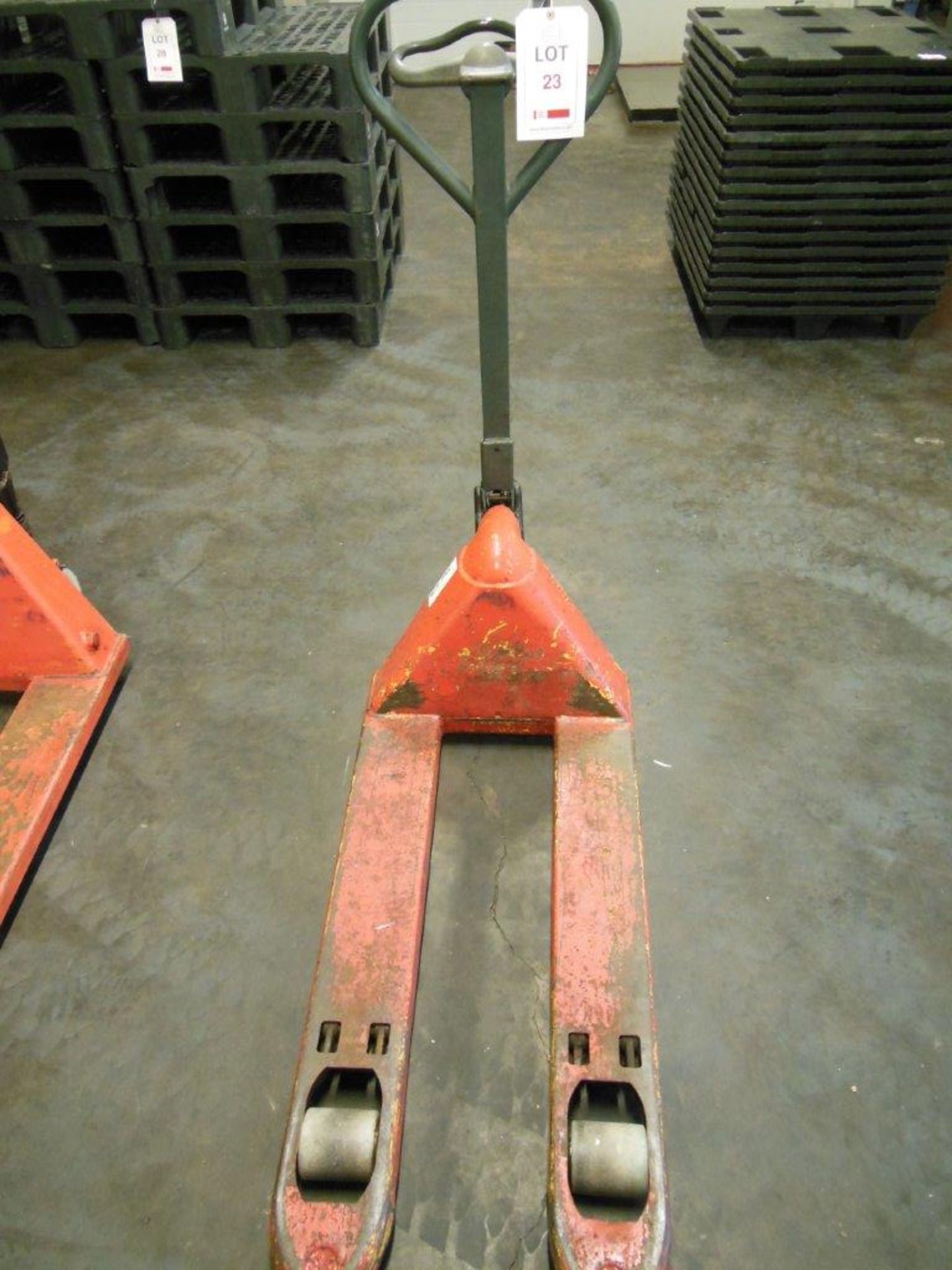 JUNGHEINRICH hydraulic pallet truck 2200kg capacity