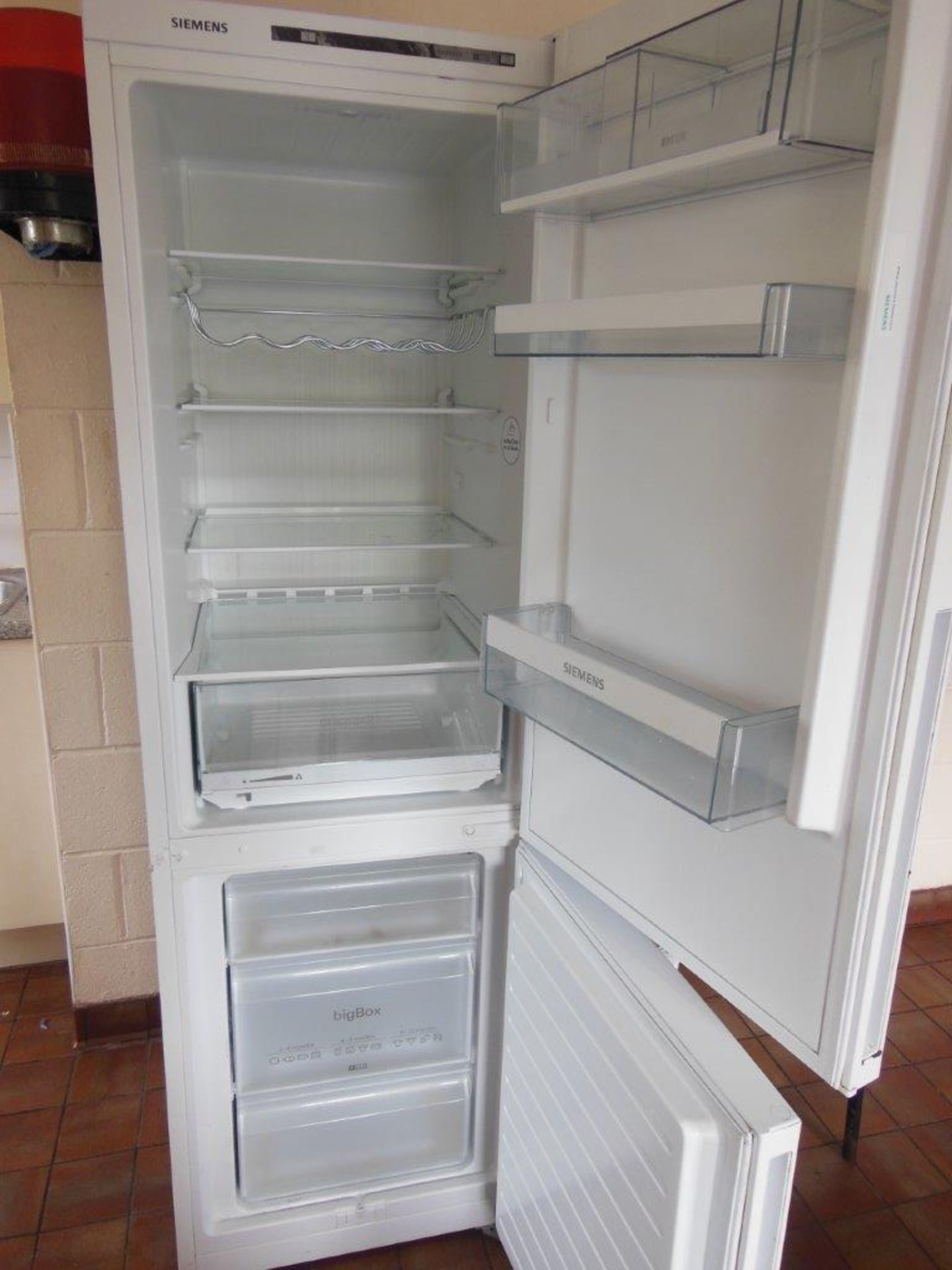 SIEMENS upright fridge freezer - Image 2 of 2