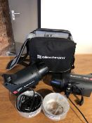 Elinchrom ELC 500 Pro HD to go lighting set to include 2 x 300W lamps & 2 x 16cm reflectors