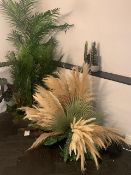 7 Various real and plastic plants as lotted