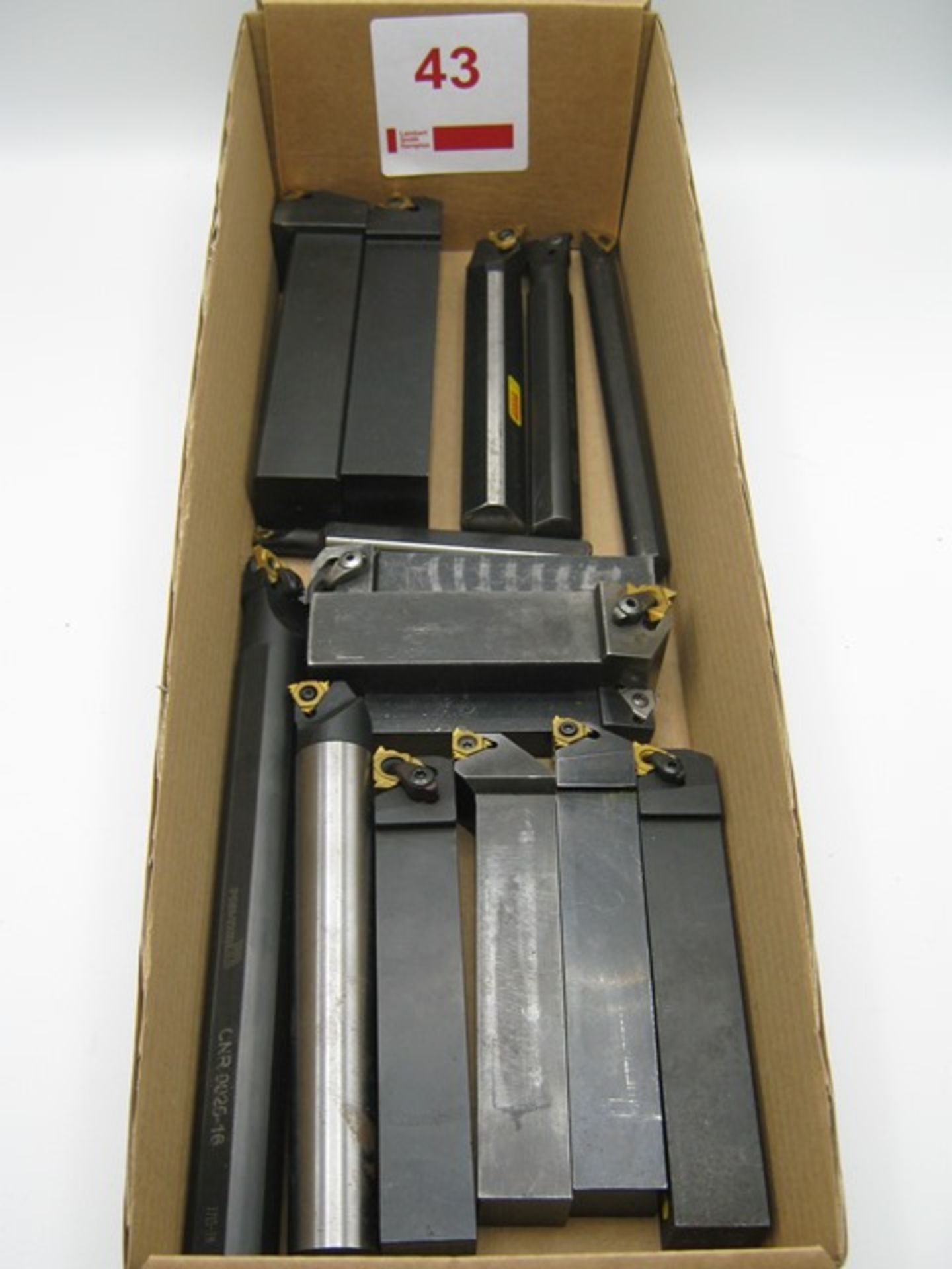 Quantity of Screw cutting Tools