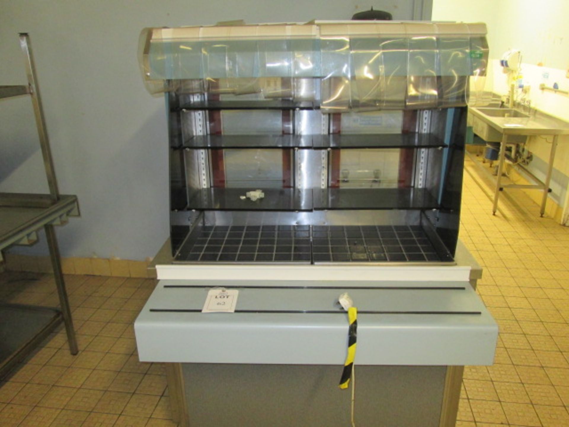 Refrigerated display cabinet, with plastic curtain - Image 5 of 5