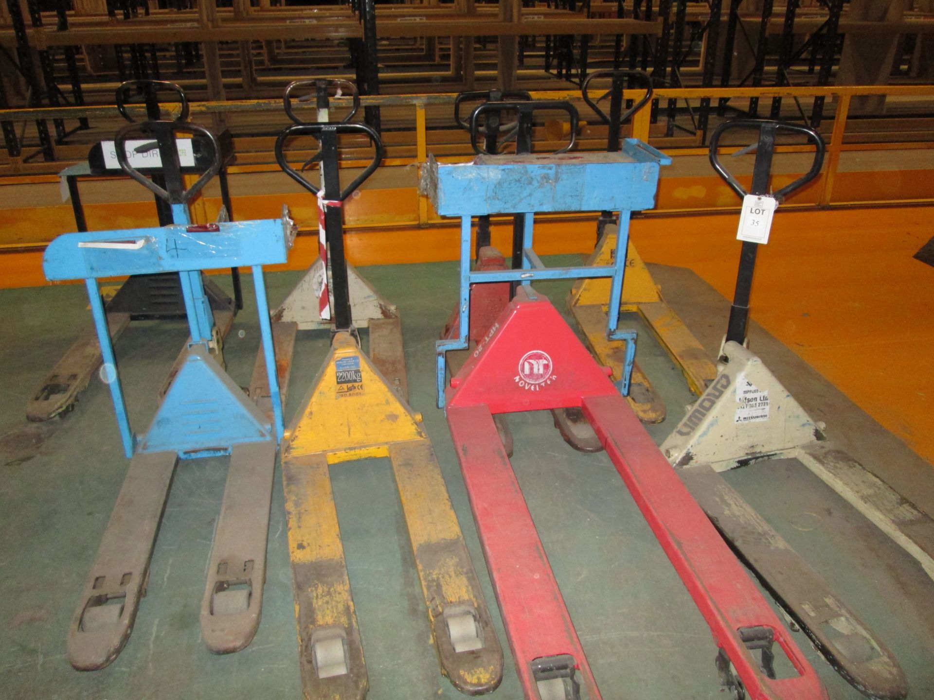 8 - Various hand pallet trucks - spares and repairs - Image 4 of 4