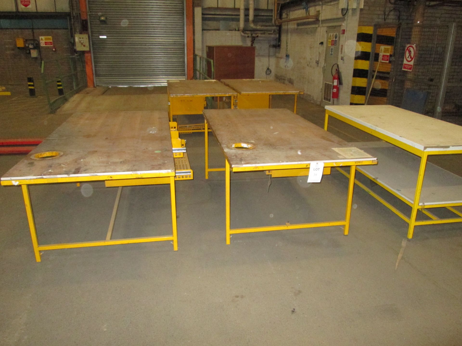 5 - Yellow metal framed work tables with under shelving - Image 2 of 5