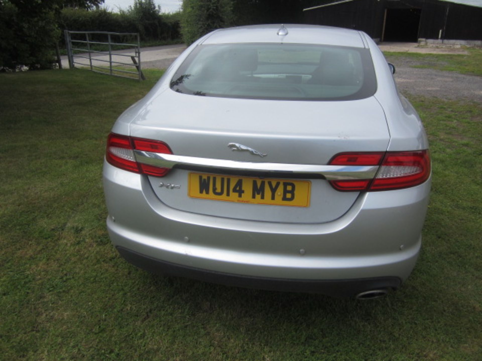 Jaguar XF Luxury 2.2D 200bhp Auto 4 door saloon.Registration: WU14 MYB. Recorded mileage: 97,979. - Image 5 of 22