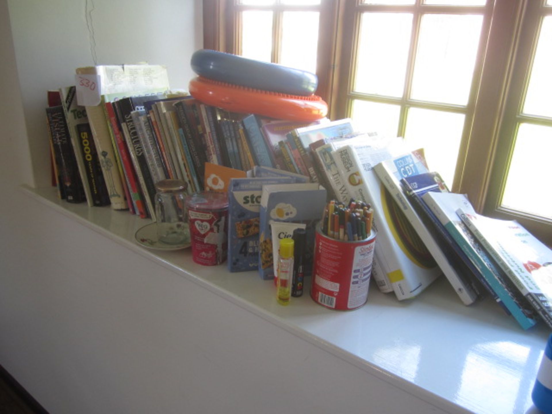 Wood effect storage unit with contents including pencils, colouring pencils, various books, - Image 6 of 11