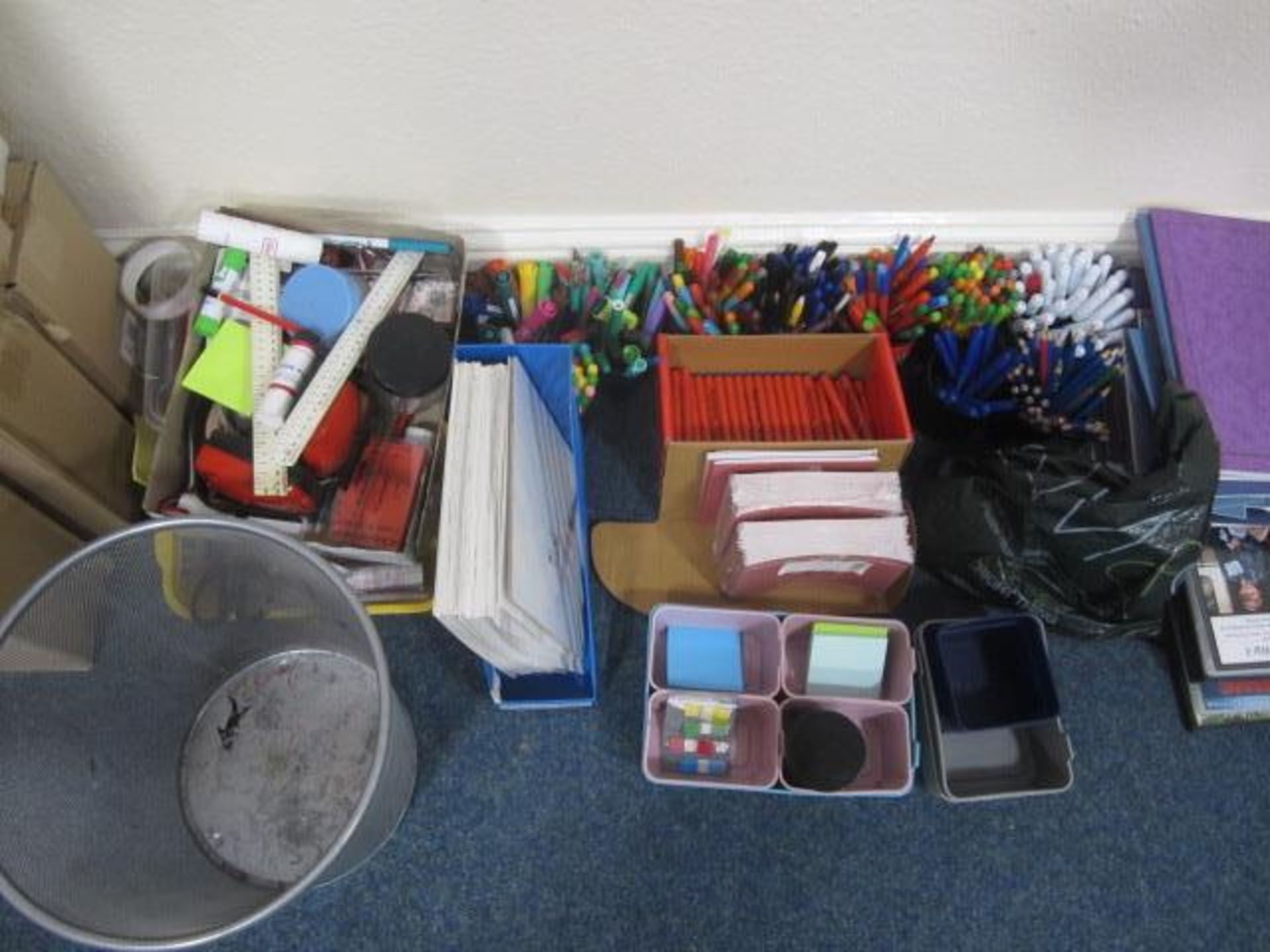 Loose contents of History GR (CF10) including desk, bookcase, table, pens, ring binder etc., - Image 4 of 7