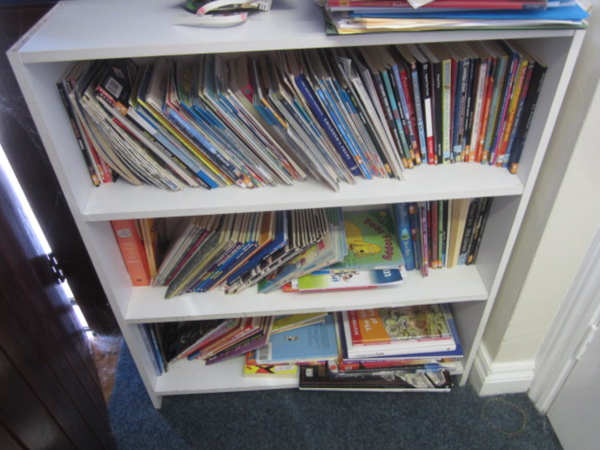 Loose contents of room including tray storage unit, 2 x chairs, various books, folders, exercise - Image 5 of 12