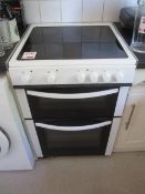 Logik ceramic hob electric oven,Located Greystones,** Located at Shapwick School, Station Road,
