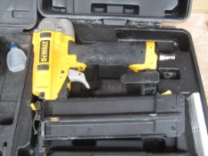 Dewalt Pneumatic DPN1850-XJ nail gun, serial no. 17003513 EBJ (2017)