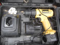 Dewalt DW925 cordless drill, charger & carry case, serial no. 469562
