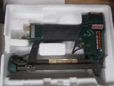 Omer Pneumatic 80.16 staple gun, serial no. 6379805, min 4mm, max 16mm, max press 7 bar