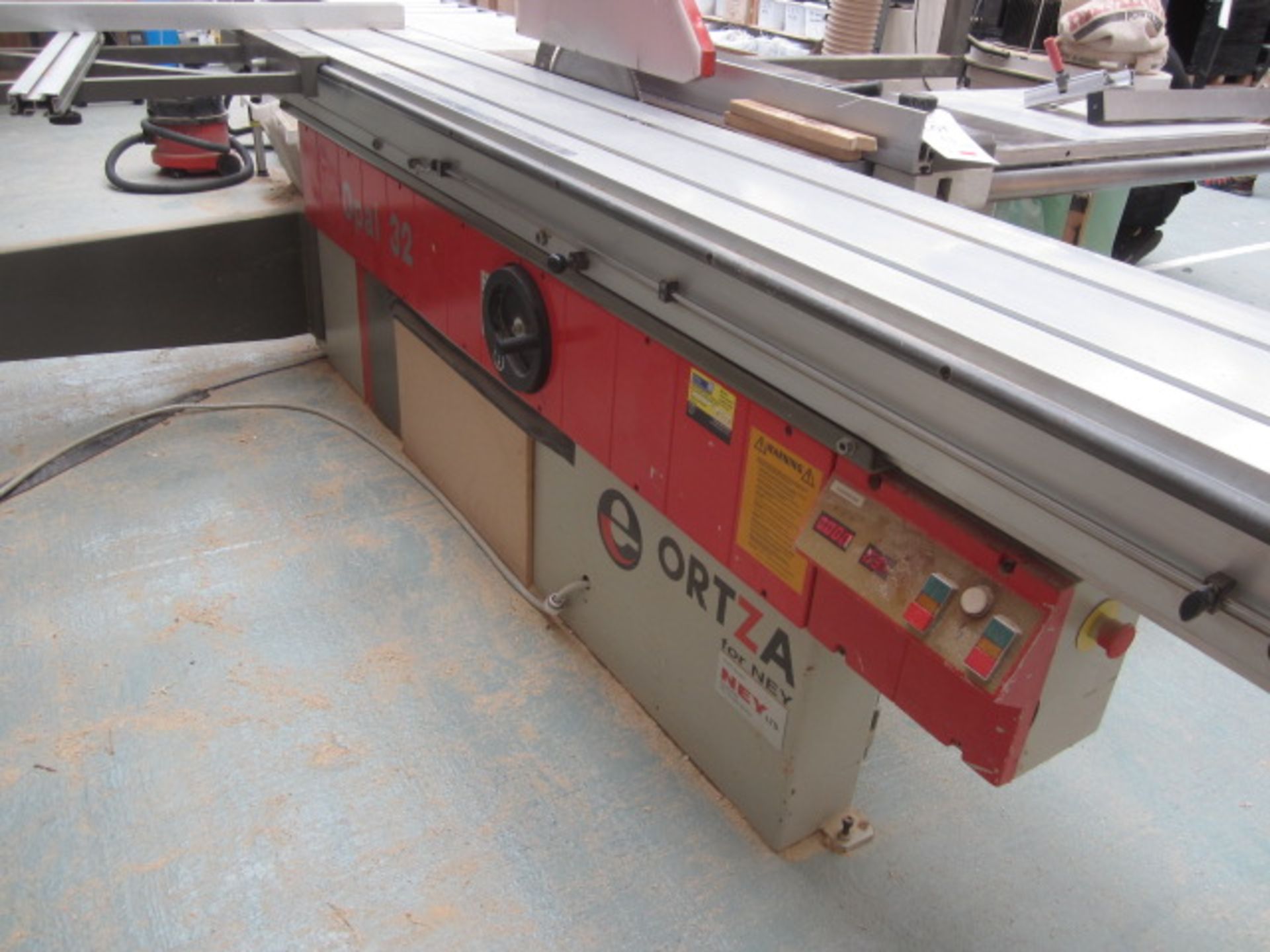 Egurko Ortza Opal 32 sliding table saw, serial no. 852948 (1998), 3200mm sliding table, 1850 - Image 3 of 9