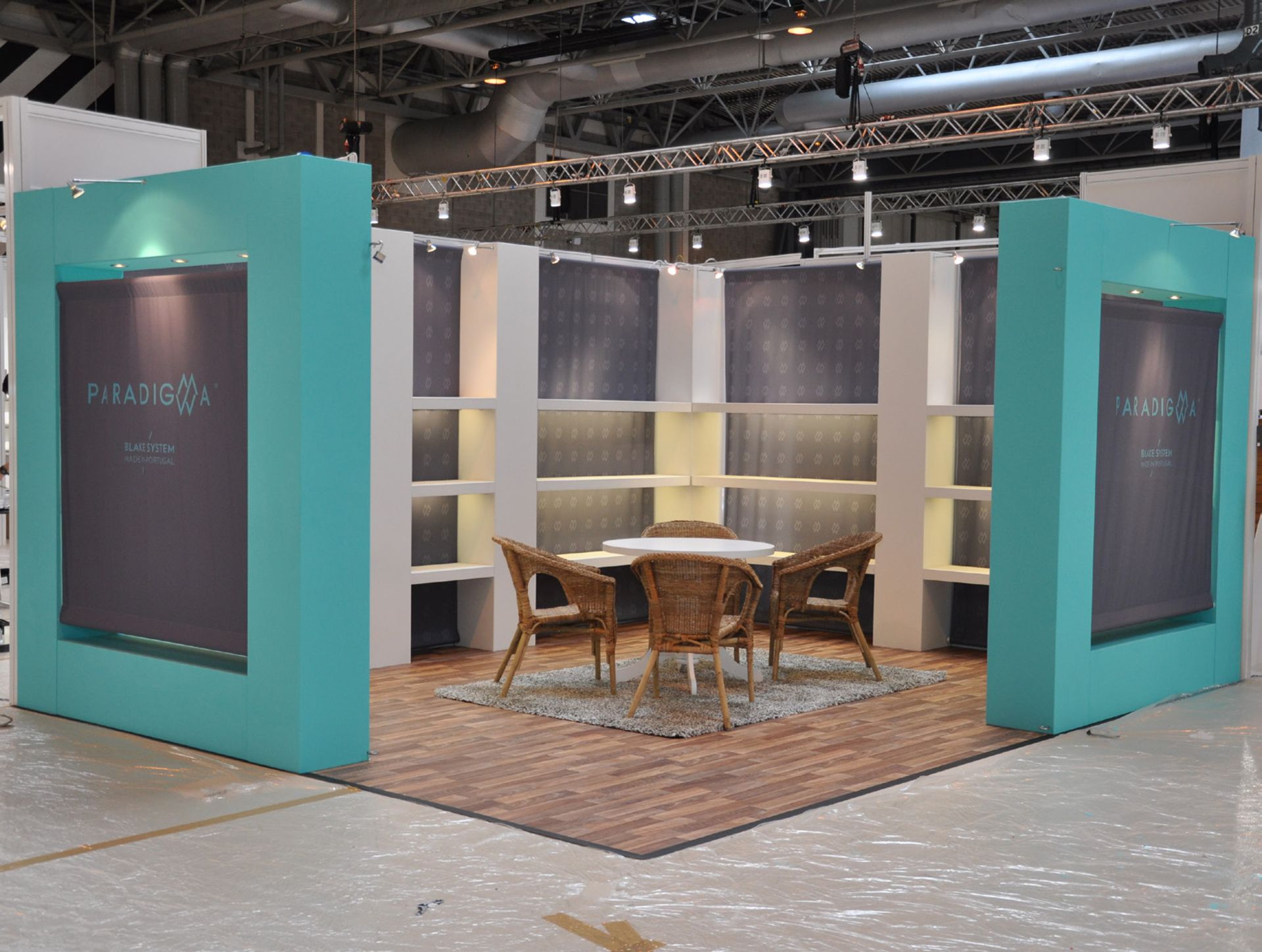 Paradigma (Moda Aug 2015) Complete exhibition stand, Size: 4m x 3.5m - Corner. Included: