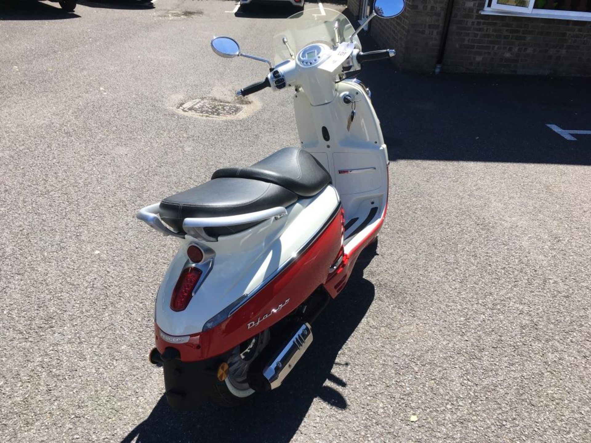 Peugeot Django 50 ID 2T moped, Registration number: HG69 CTZ (no V5 held), Date of Registration: - Image 5 of 13