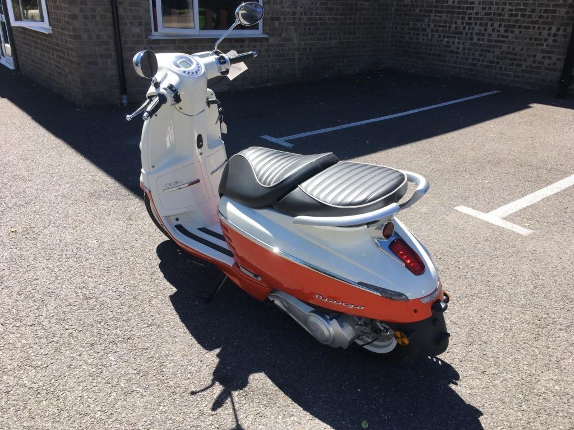 Peugeot Django 125 Evasion ABS moped, Unregistered and no certificate of conformity held, VIN: - Image 4 of 12