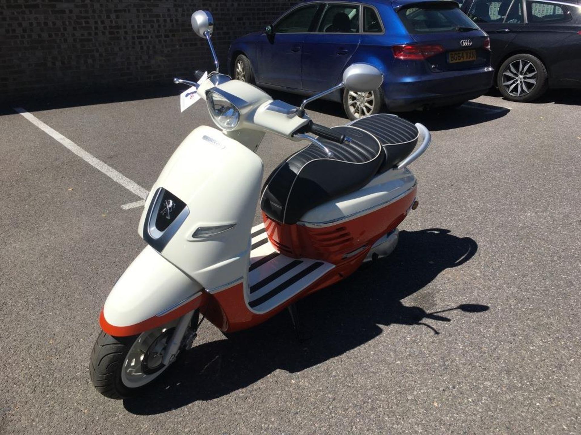 Peugeot Django 125 Evasion ABS moped, Unregistered and no certificate of conformity held, VIN: - Image 6 of 12