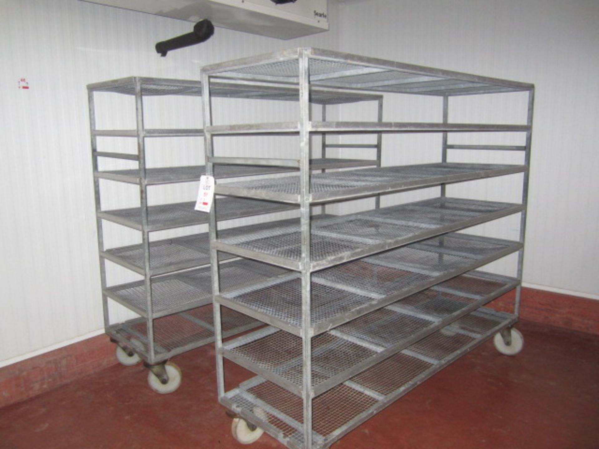 2 x galvanised mobile 5 shelf racks, 2.1m x 620mm x 1.7m