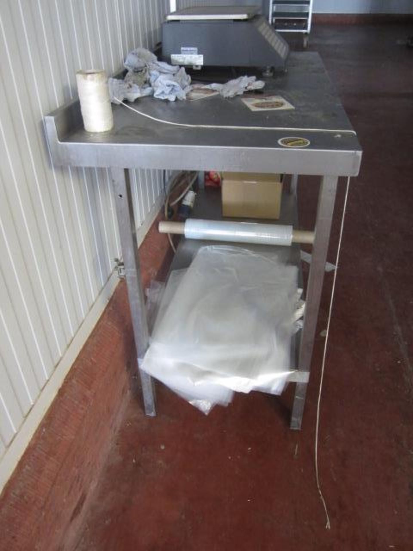 2 x assorted stainless preparation work tables, 1200mm x 600mmm / 1600mm x 800mm - Image 4 of 4