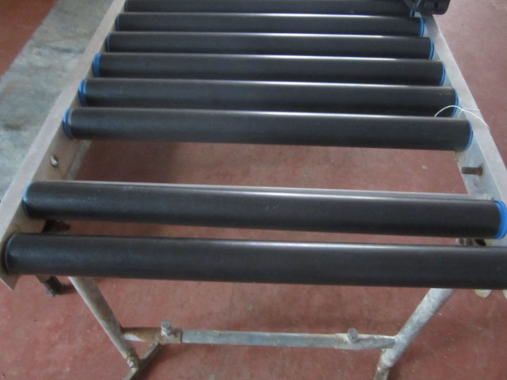 Freestanding gravity roller conveyor, 3m x 650mm - Image 2 of 2