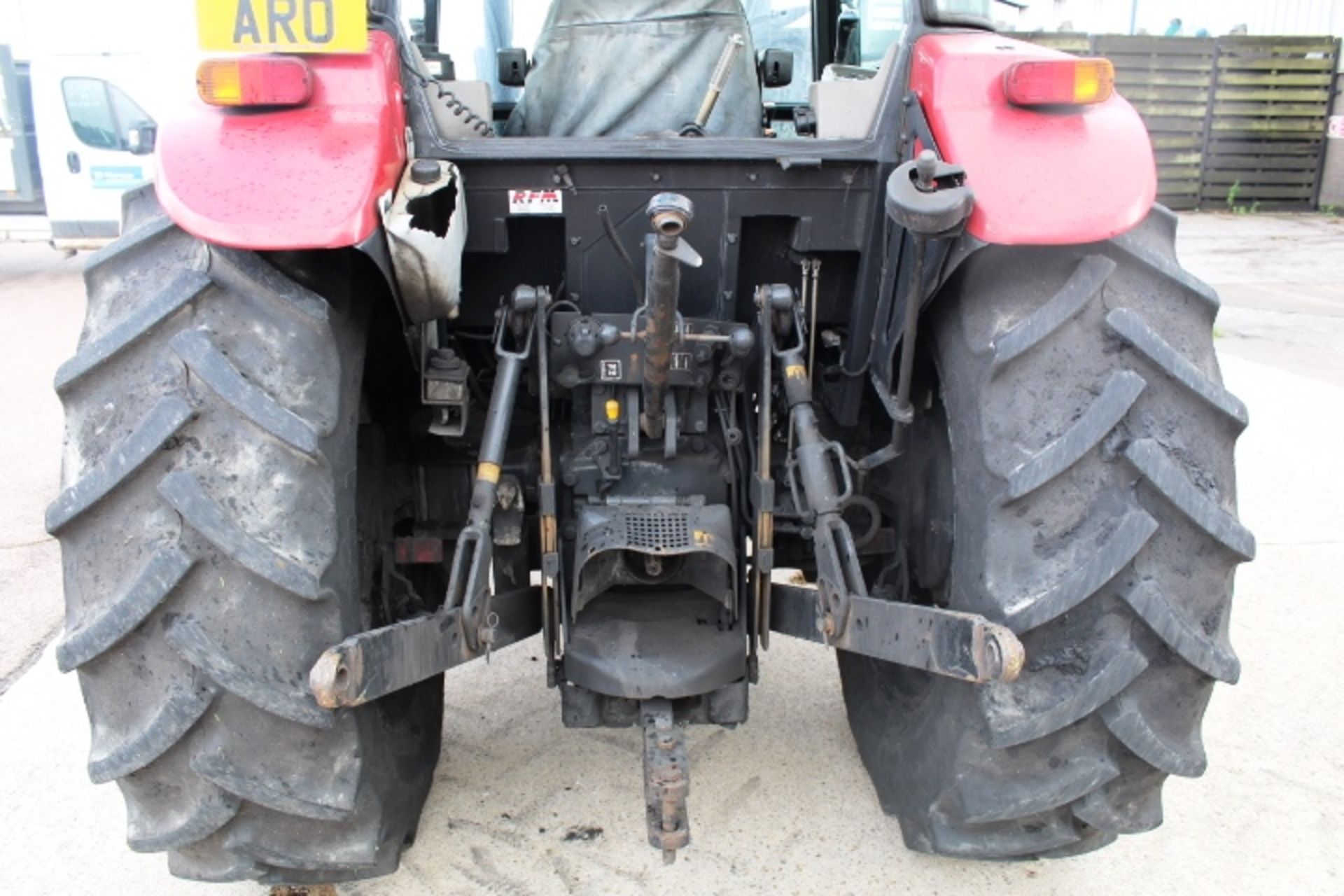 Case III JX80 tractor, ID HJJ037491, reg no: VX55 ARO (2006), recorded hours 1890.4, Quicke Q35 - Image 6 of 12