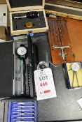 Various measuring gauges (as lotted) incl. Bowers XT3 bluetooth bore gauge 10-12.5mm, Mitutoyo