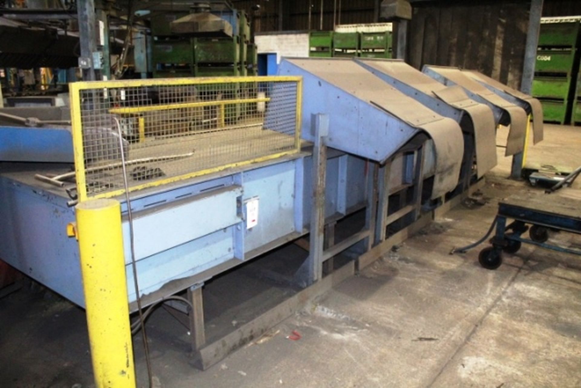 Powered flat belt conveyor, approx 0.9m x 6m, with off shutes (Should you wish a quotation for lift