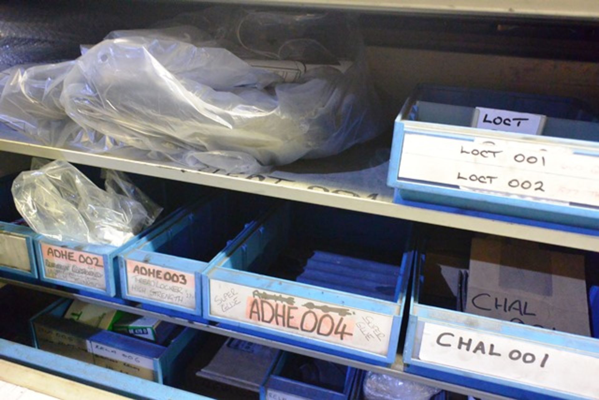 Contents of shelf no. 5 to include various plastic and joisting compounds, SCR pucks, staples, - Image 4 of 4