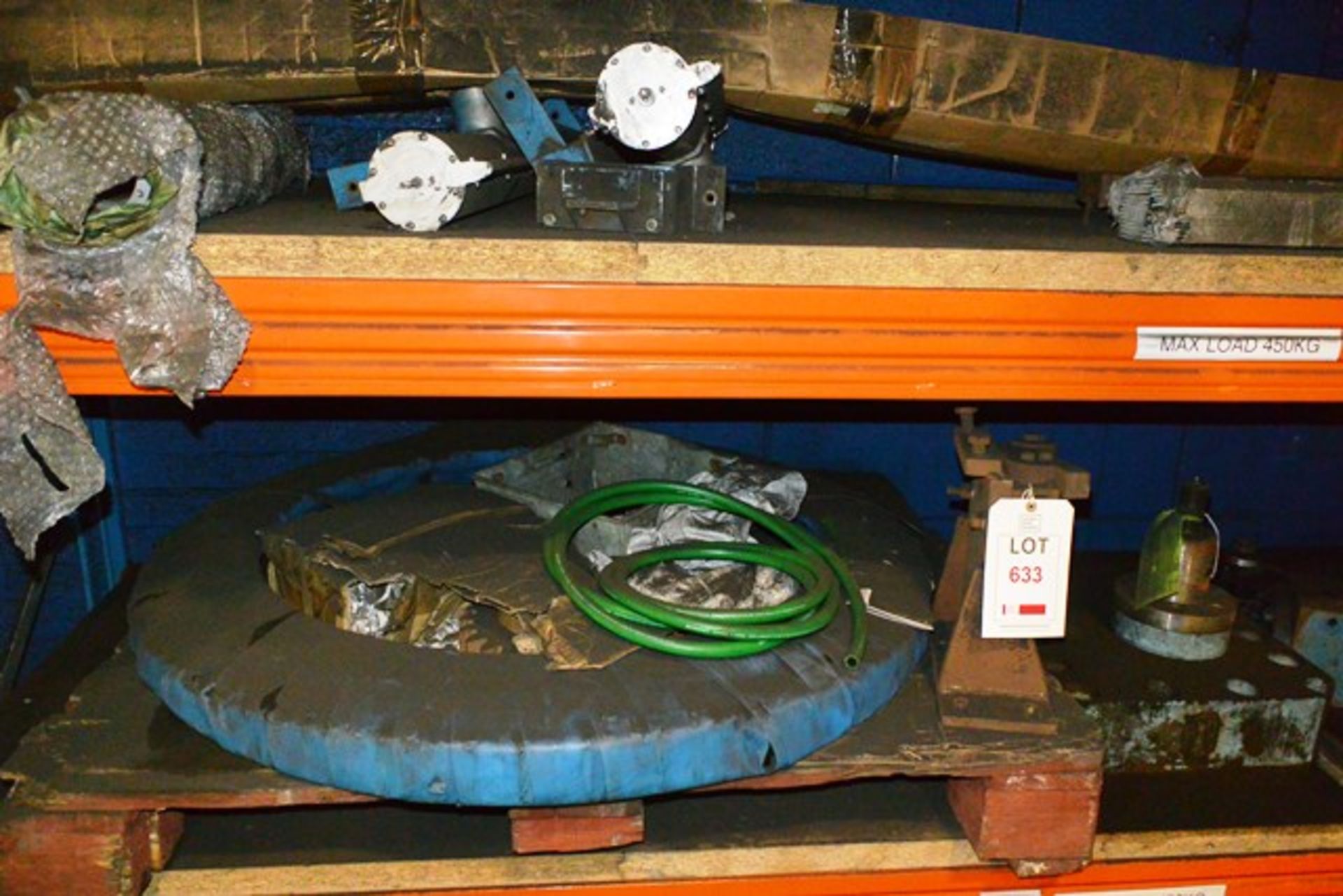 Contents of bay of racking (excluding racking and lot 632), to incl. vairous spare parts, rolls of - Image 2 of 4