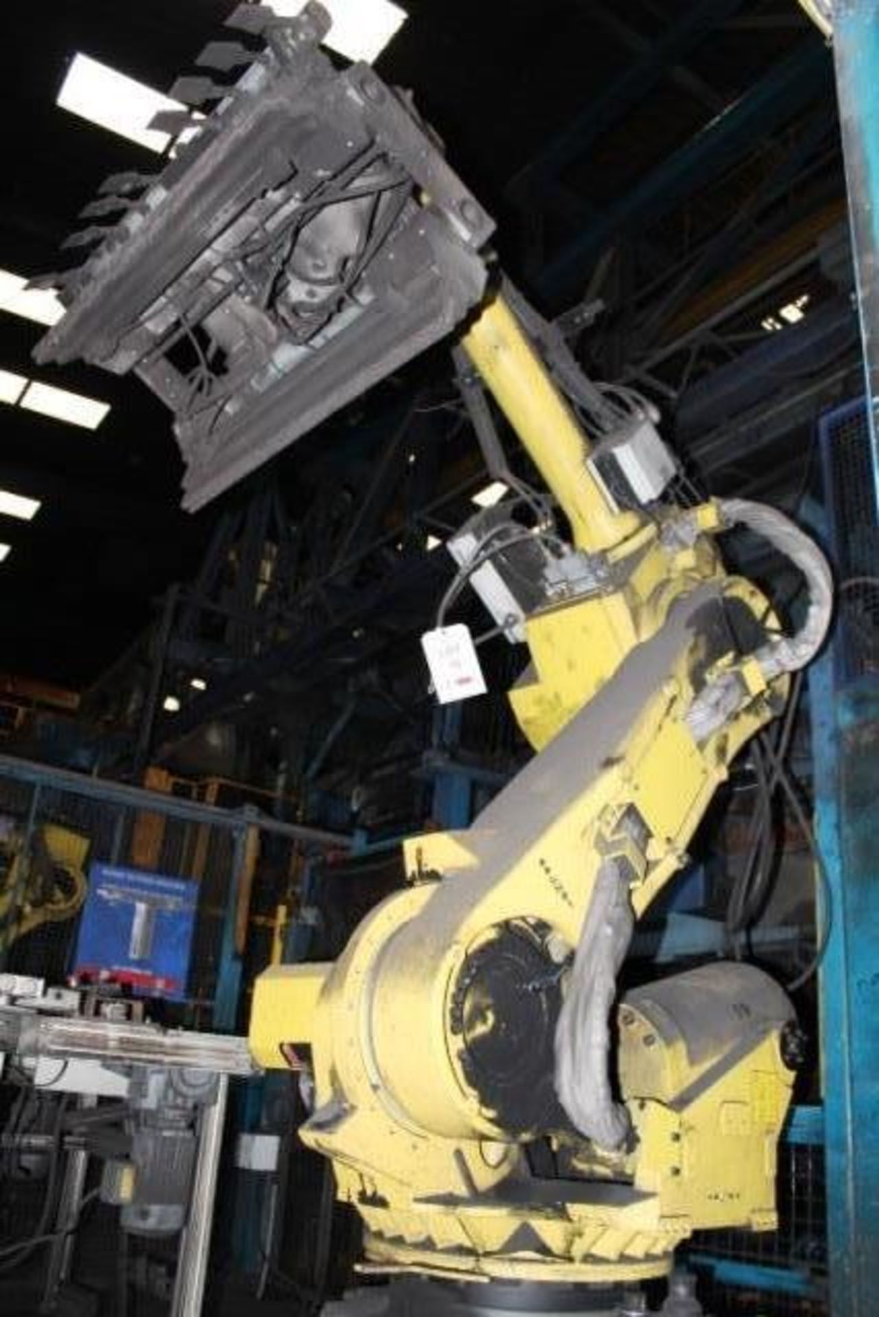 Fanuc Robot R200 ib/165F multi axle robot, fitted with magnetised picking attachment, serial no.