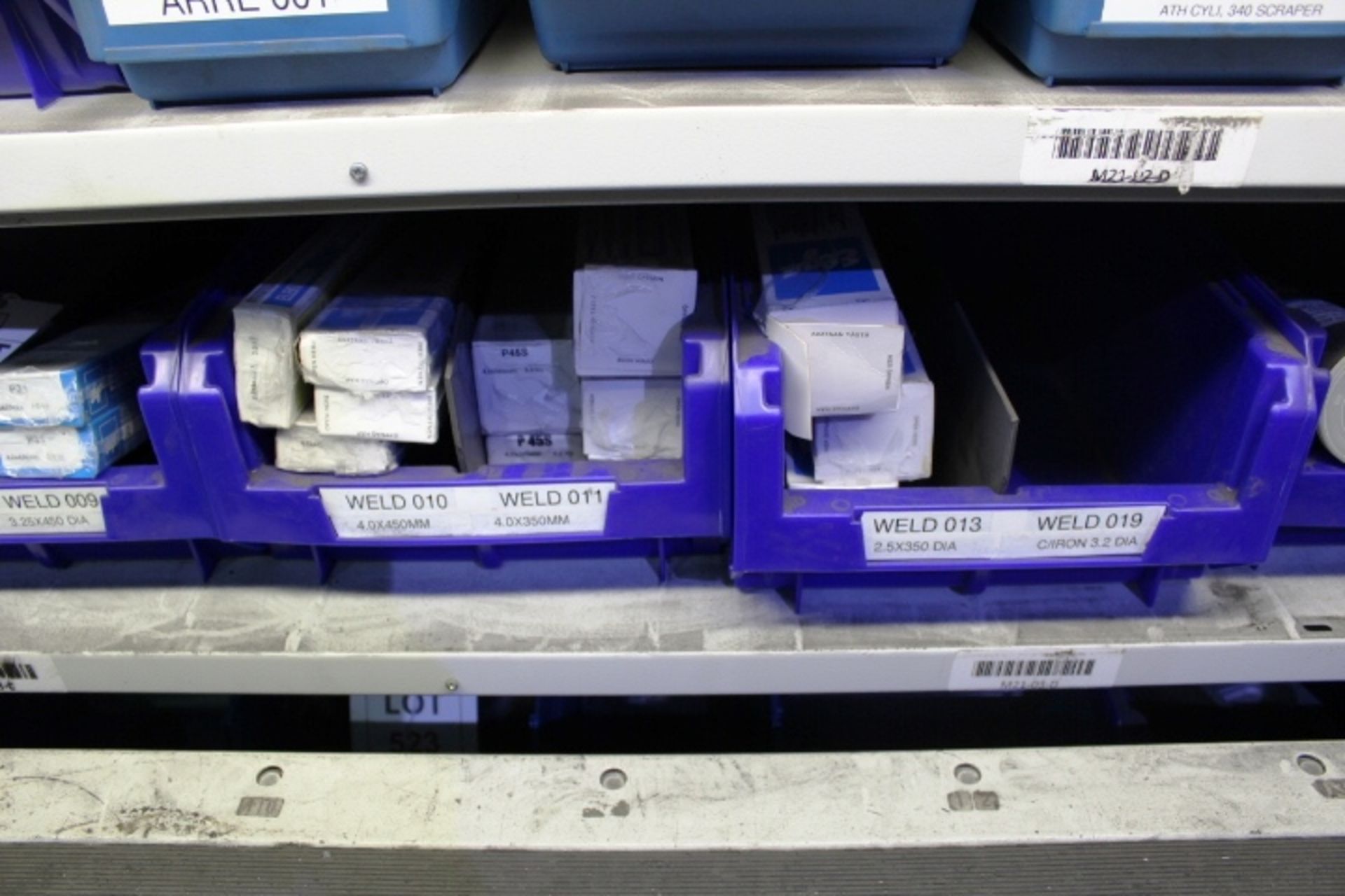 Shelf of assorted stock contents to include large quantity of associated welding rods/electrods, - Image 3 of 4