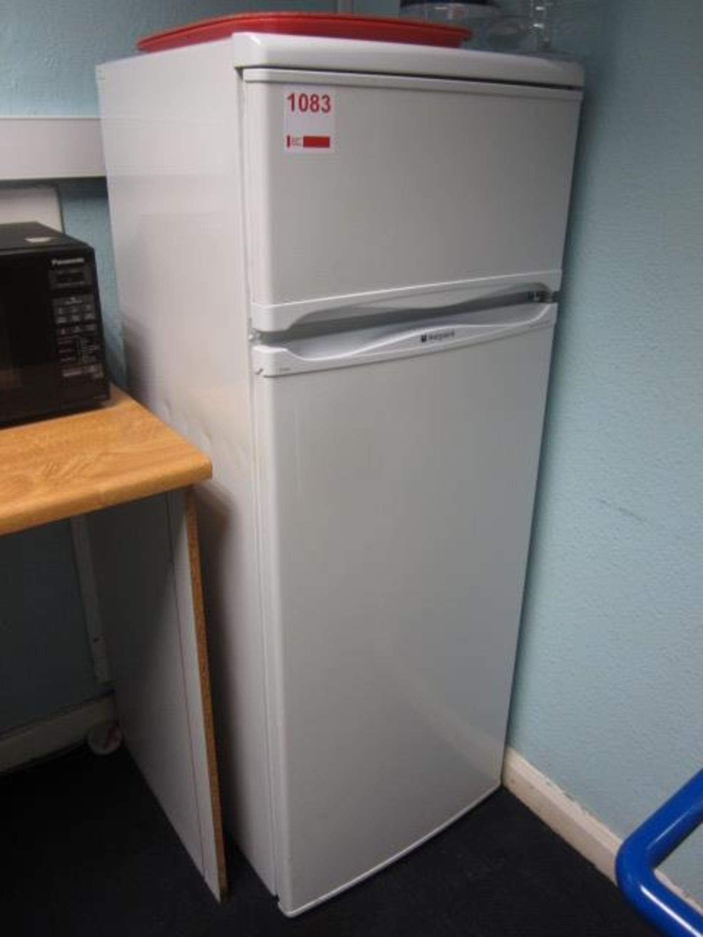 Hotpoint 3/4 height fridge freezer