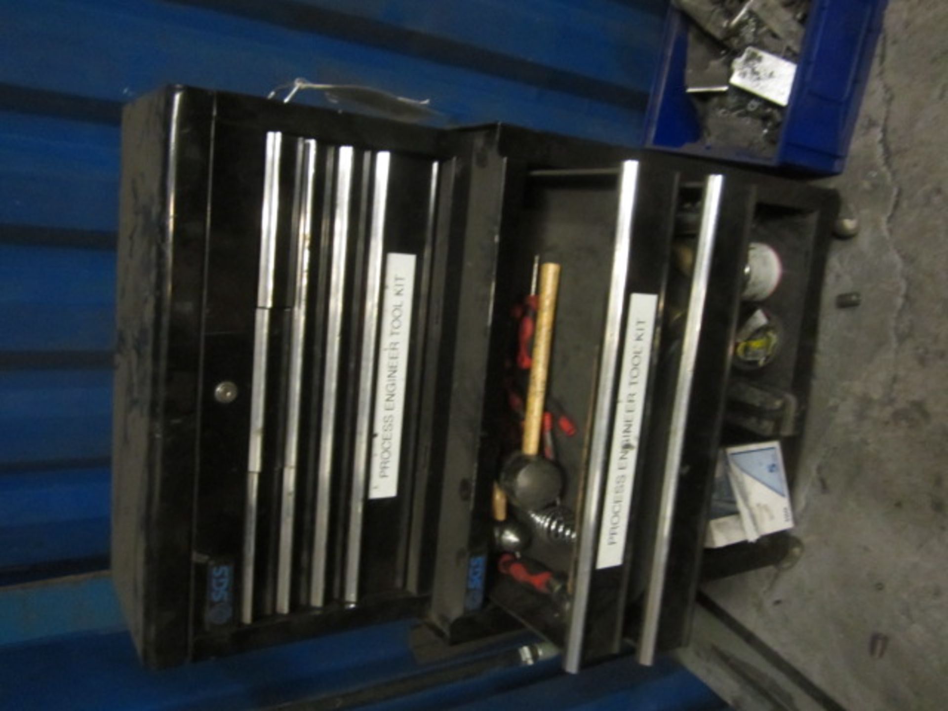 SGS mobile multidrawer tool box with contents incl. files, drill bits, mallet, hammers, screwdrivers