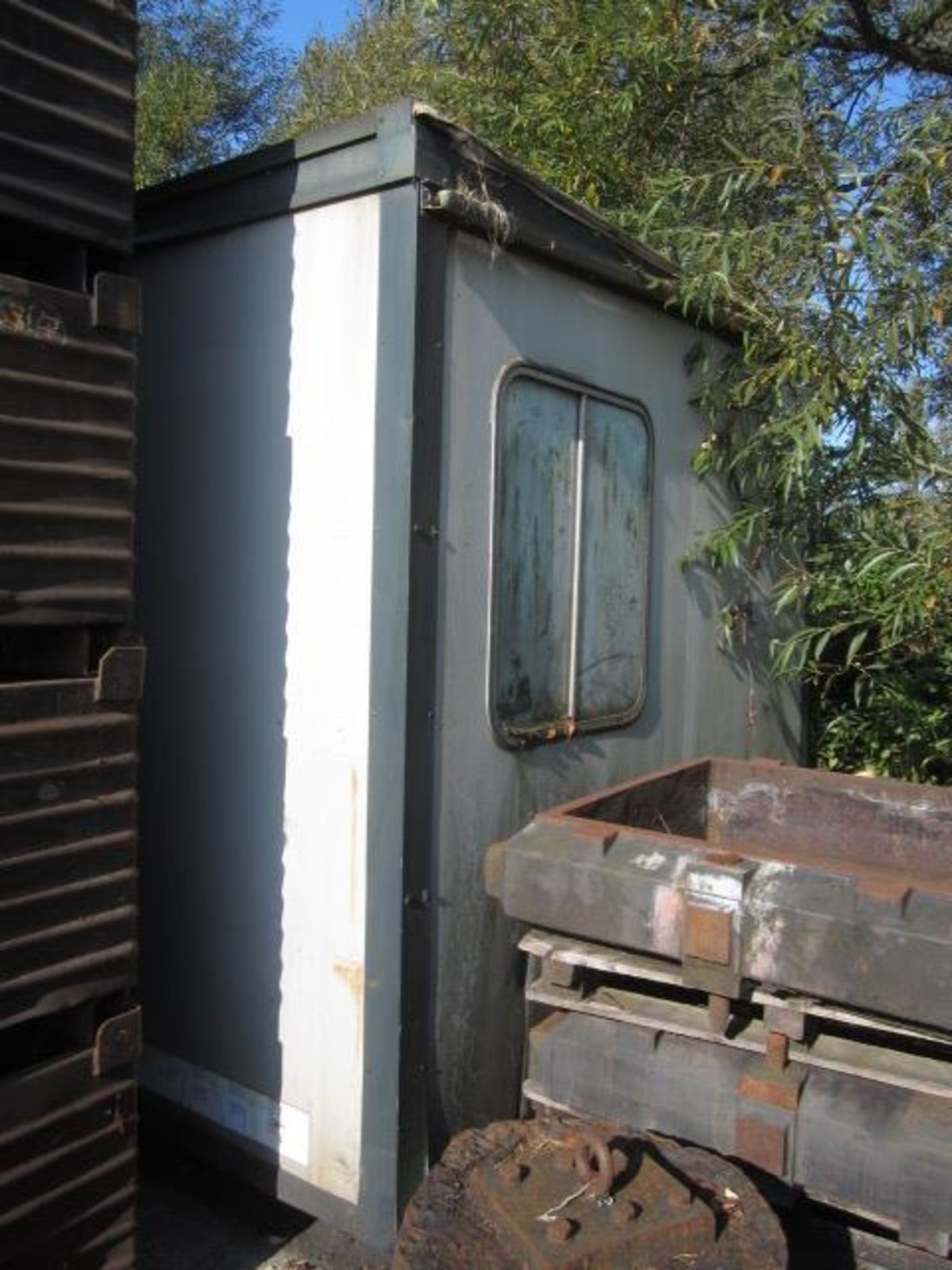 Jackleg portable site office with four windows, single door, approx. size 6.73 x 2.87 x 2.64m, - Image 4 of 4