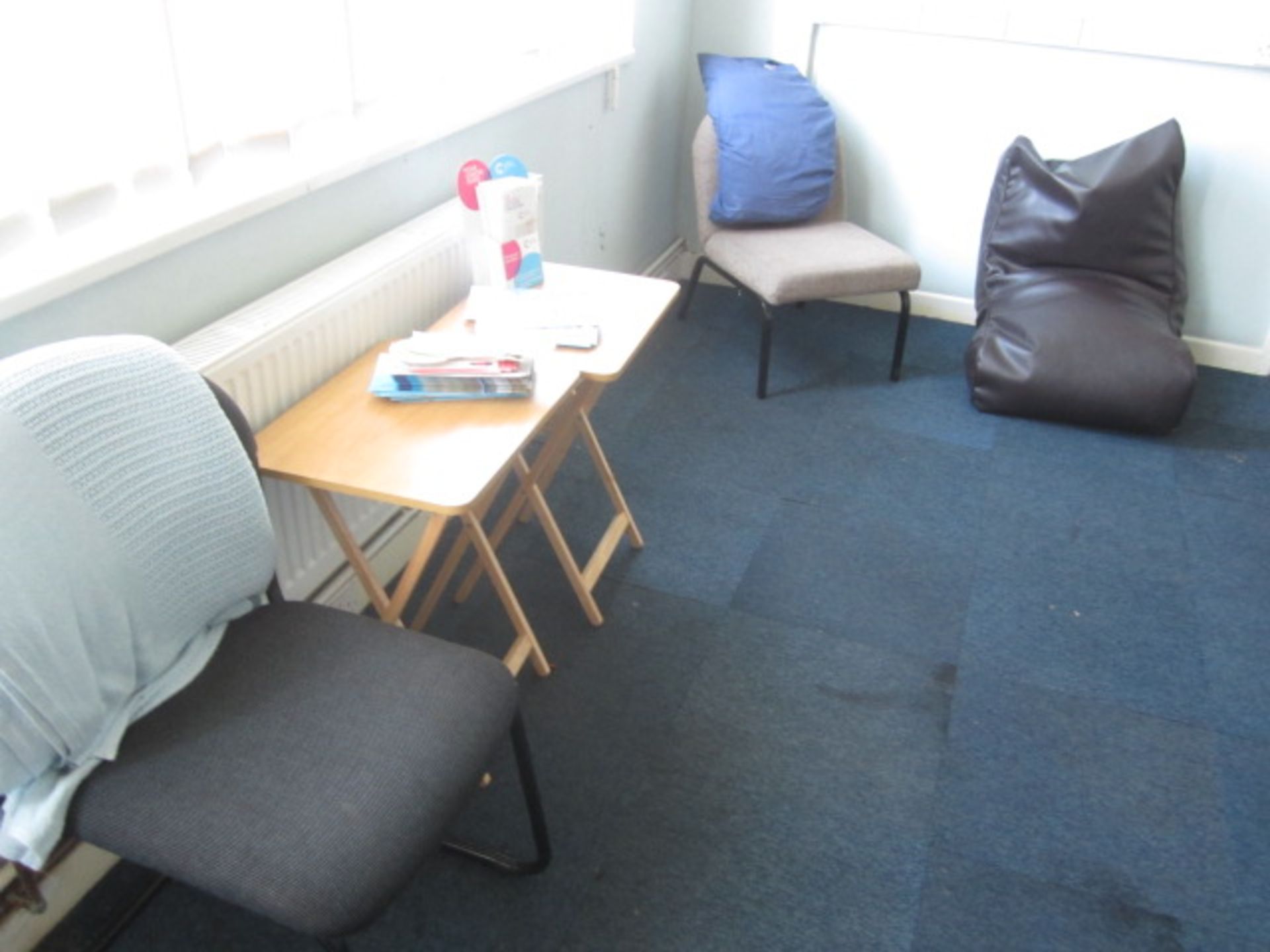 Contents of room including four assorted chairs, two single folding tables, wood effect 2 door - Image 3 of 4