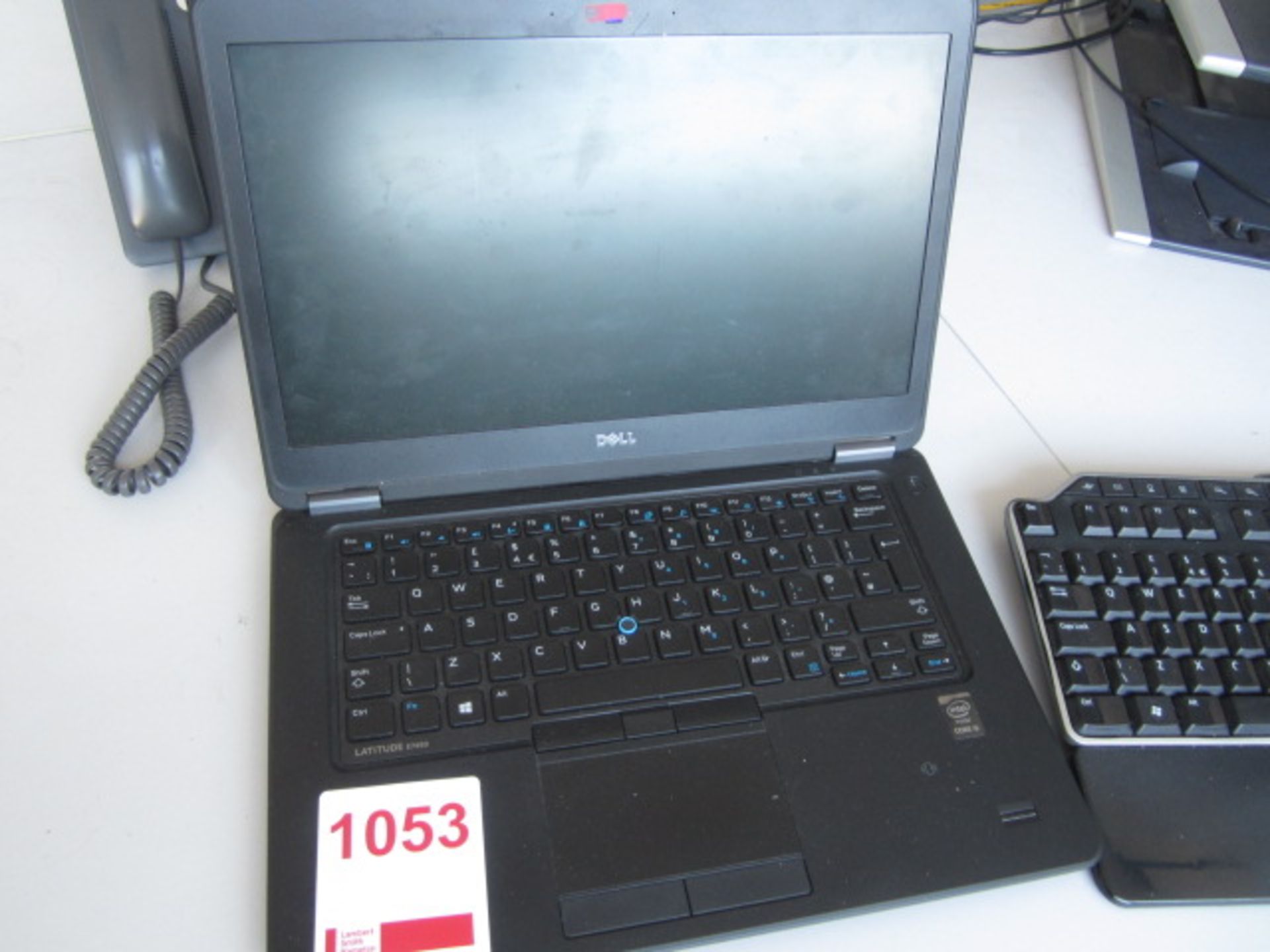 Dell Latitude E7450 Core i5 laptop, Dell docking station, flat screen monitor, keyboard, mouse - Bild 2 aus 4