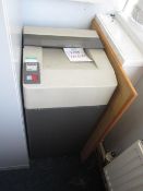 Scimitar 2205 paper shredder