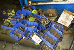 Contents of pallet to incl. various component spare parts (includes tote bins)