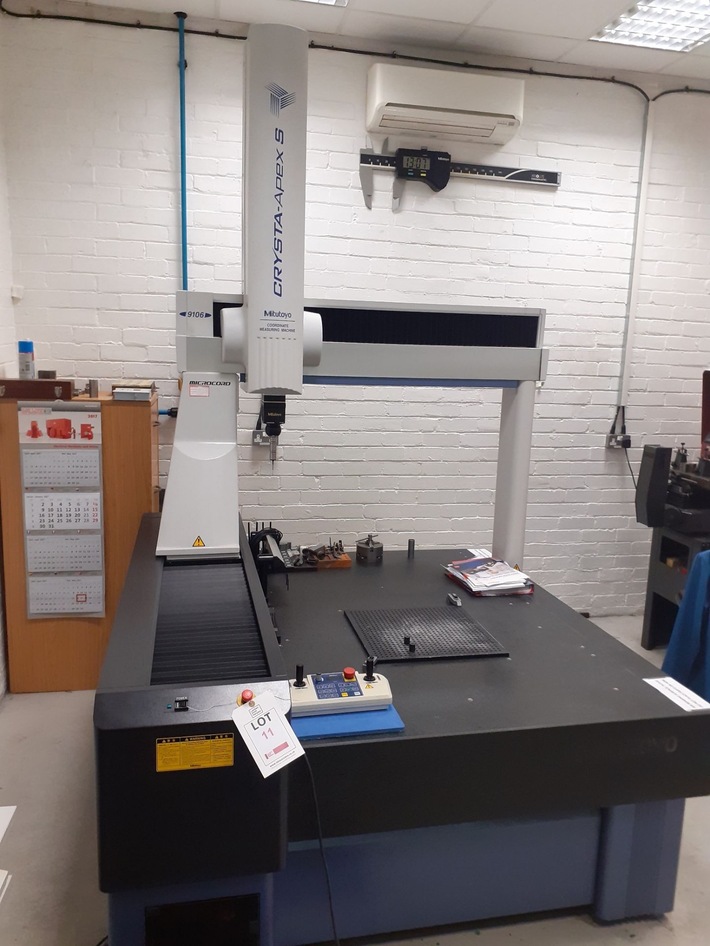 2012 Mitutoyo Crysta-Apex S 9106 Microcord gantry style co-ordinate measuring machine