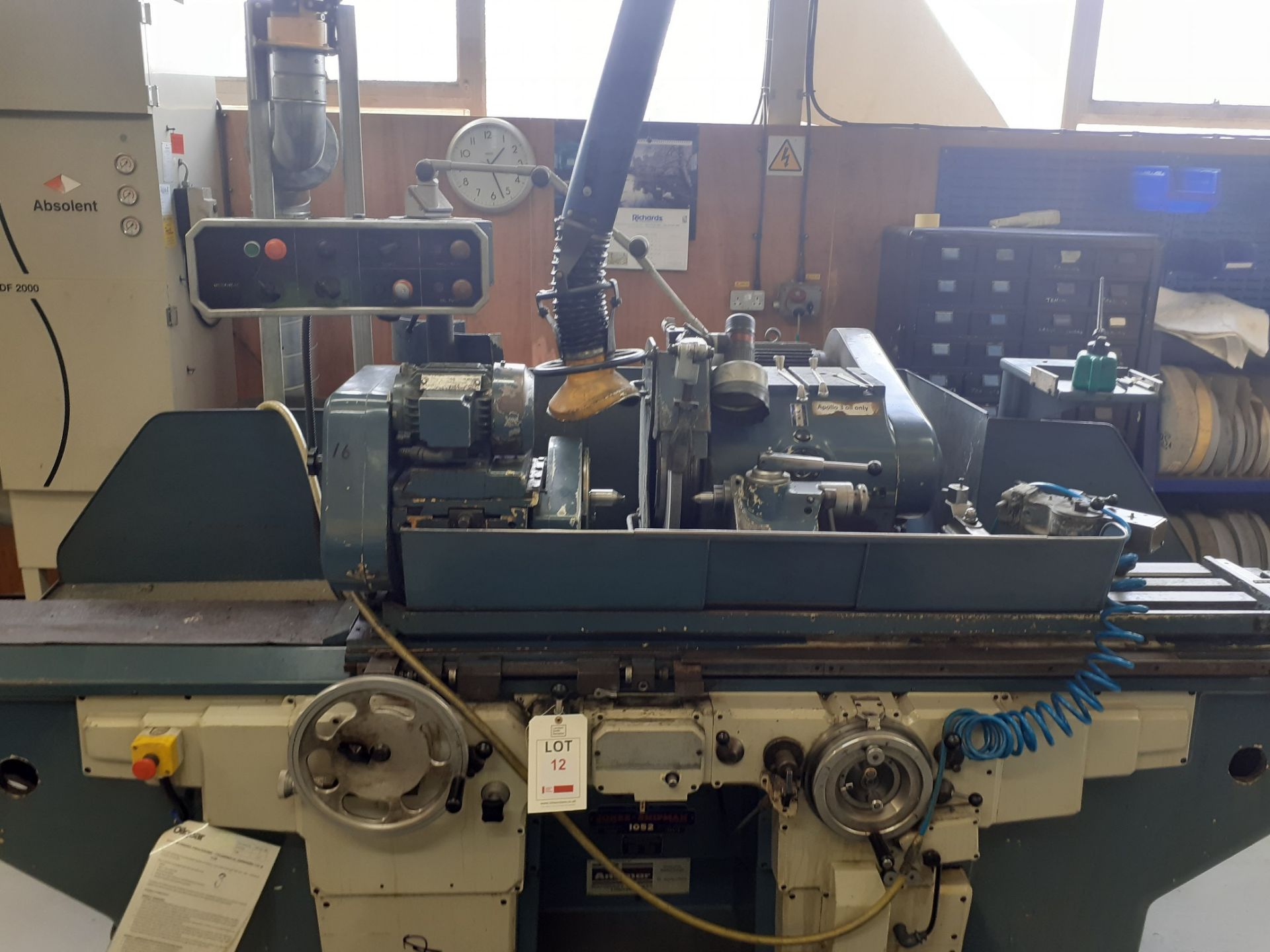 Jones & Shipman Model 1052 10" x 40" universal cylindrical grinding machine - Image 6 of 14