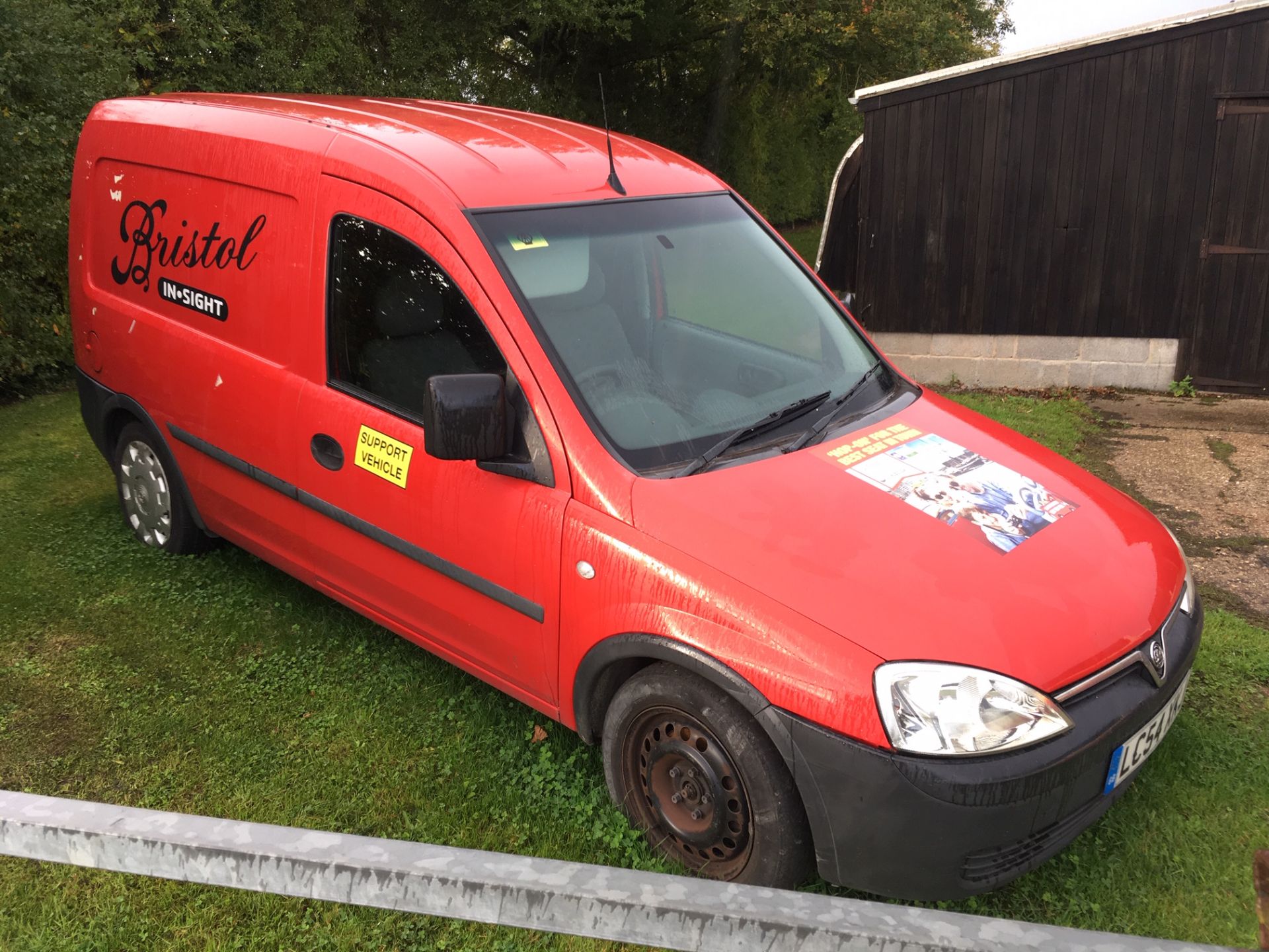 Vauxhall Combo 1700 CDTi panel van, MOT: 14/11/20, mileage: 88,432, Reg: LC54 XKJ. Please note: