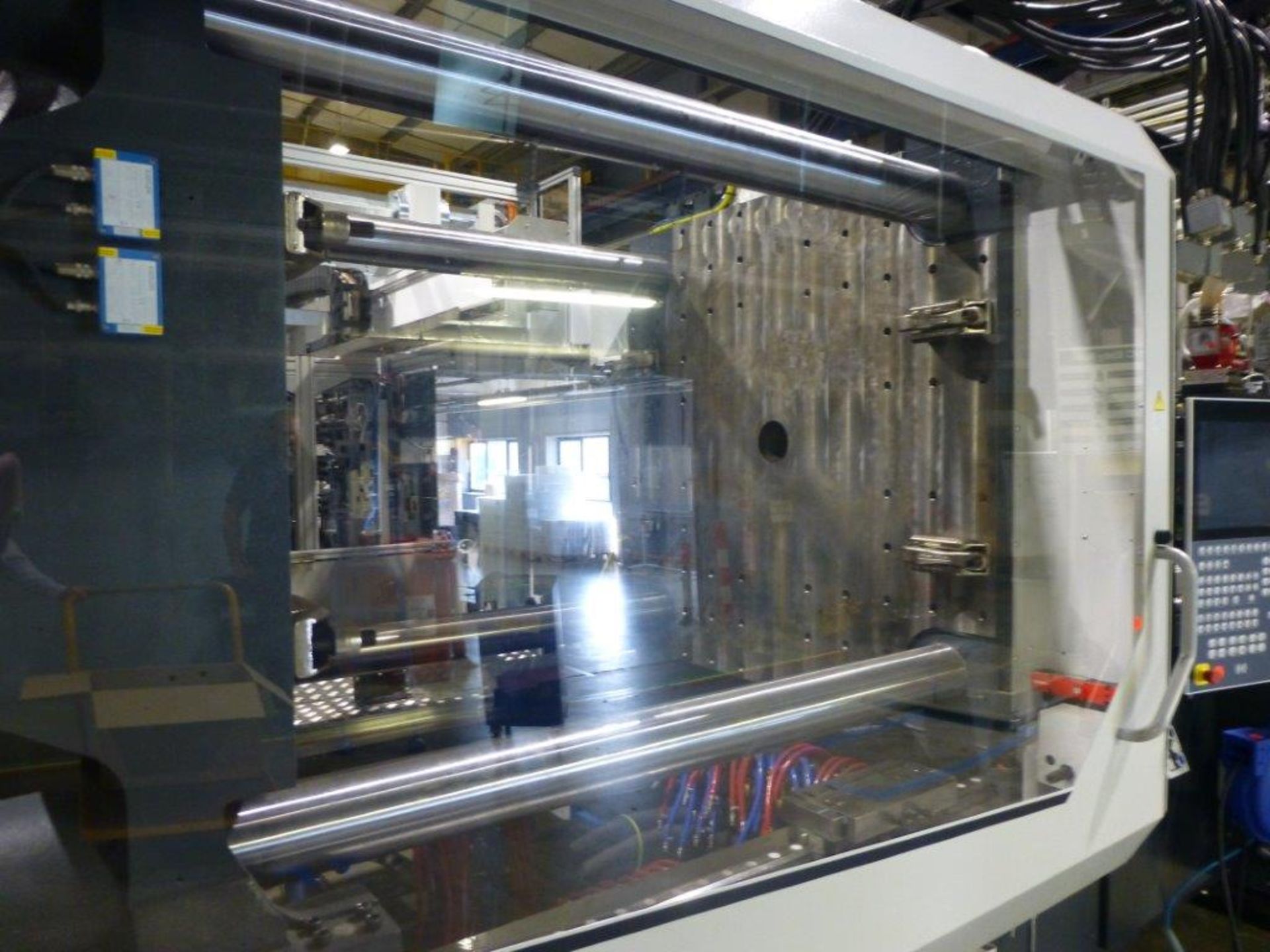 Sumitomo- Demag EL-EX15SP 580/1020-3000 CNC Electric Plastic Injection Moulding Machine Serial No: - Image 4 of 11
